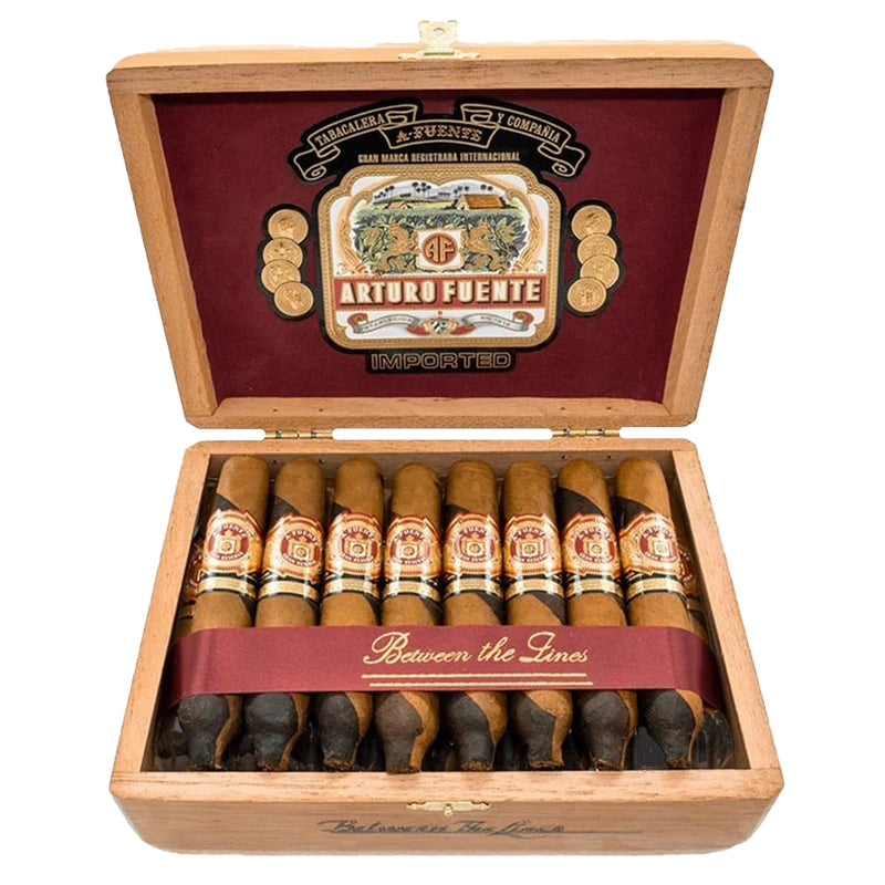 Charuto Arturo Fuente Hemingway Between The Lines cx/25 Reidocharuto
