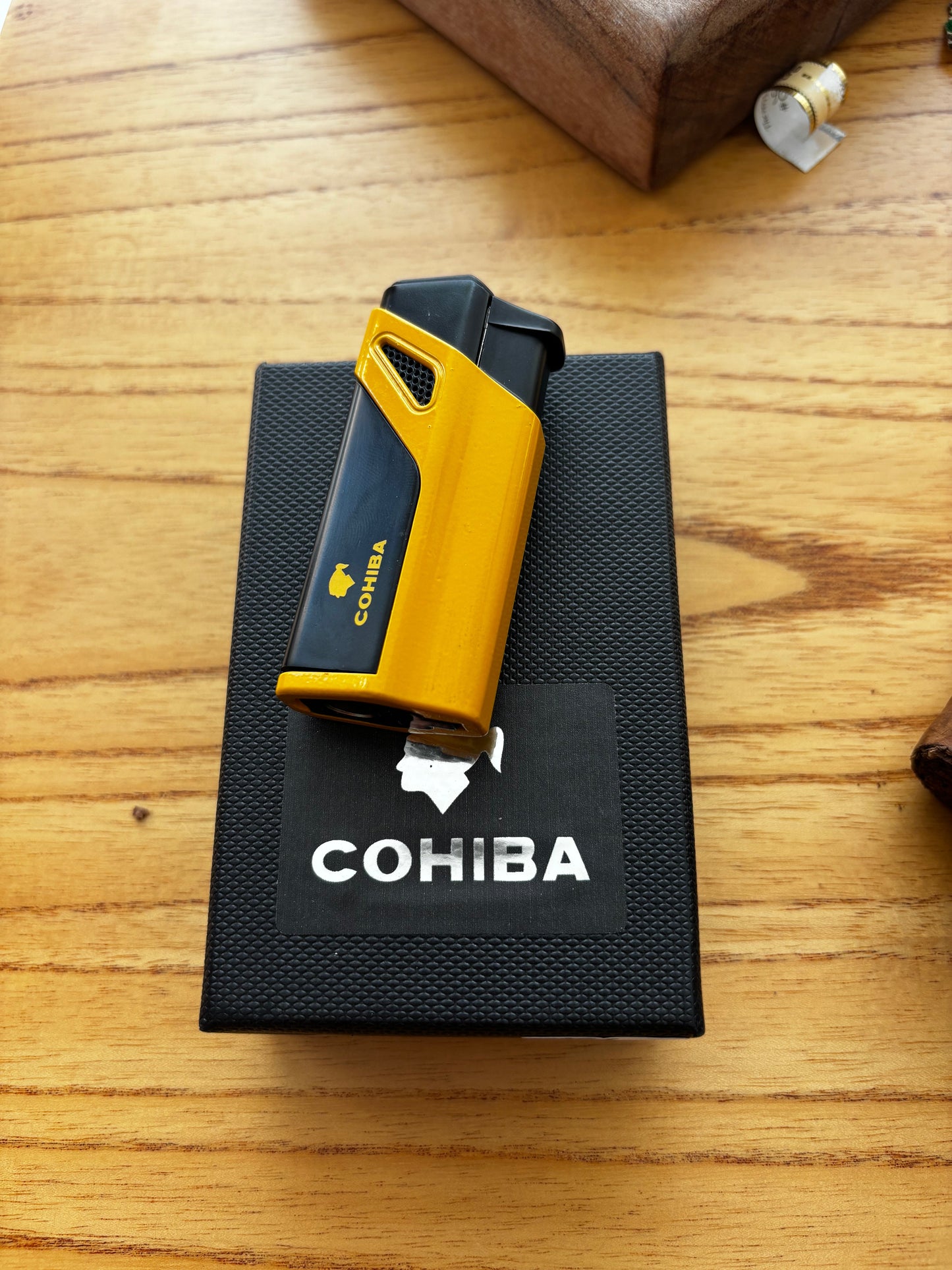 Maçarico Cohiba Chama Tripla – Luxo e Potência R$199 Reidocharuto